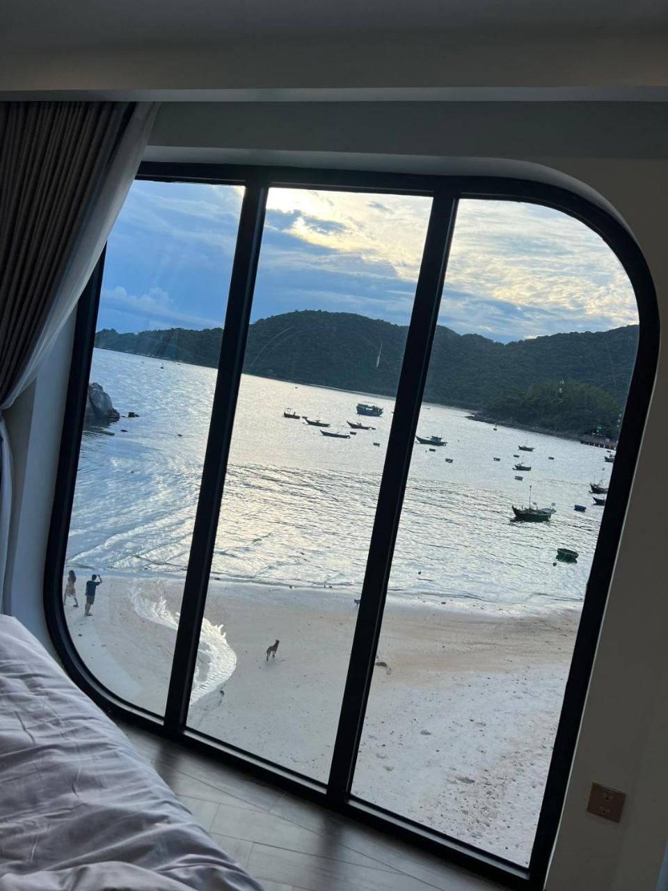 The Coral Homestay & Pub Tân Hiệ Kültér fotó