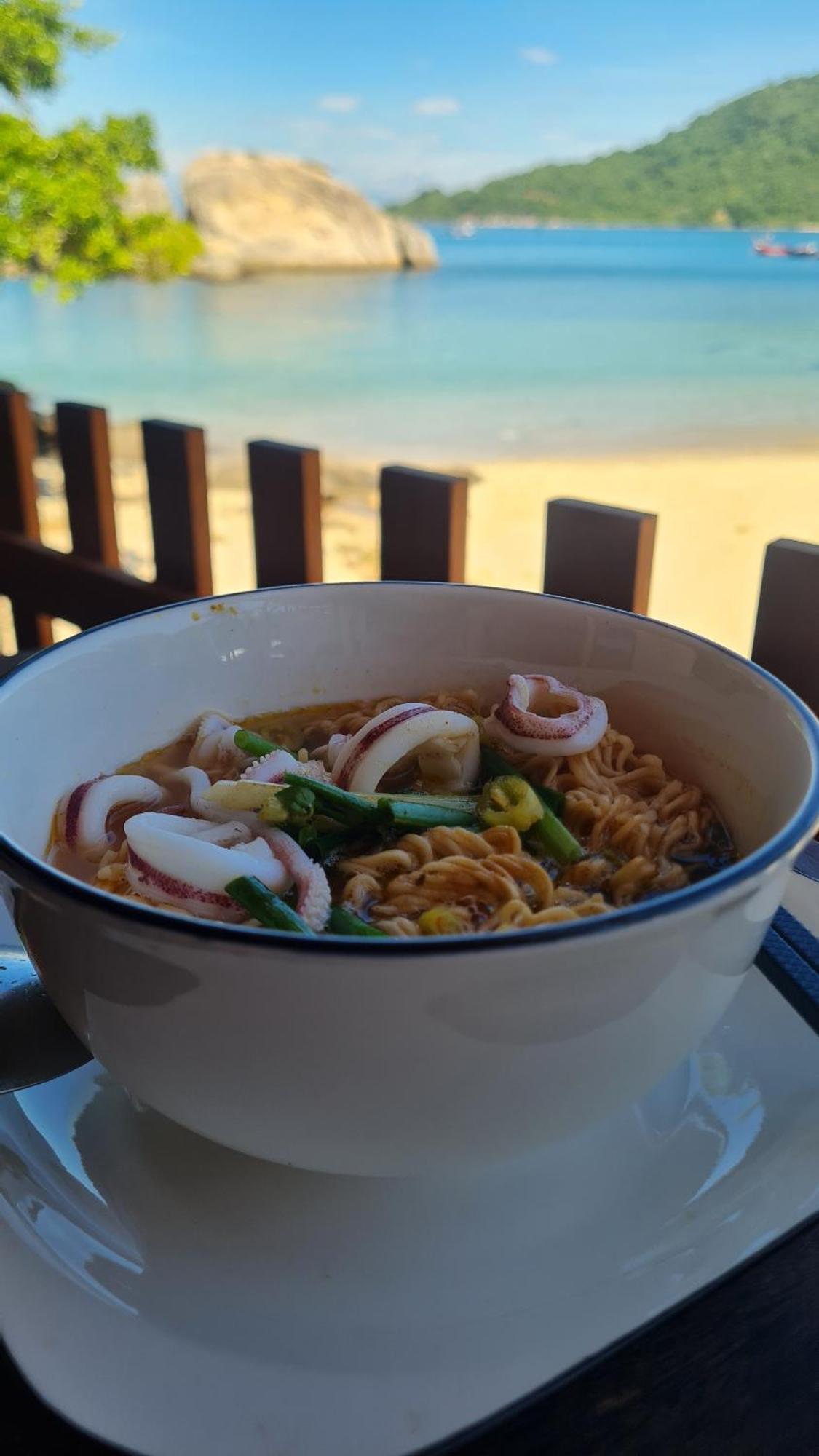 The Coral Homestay & Pub Tân Hiệ Kültér fotó