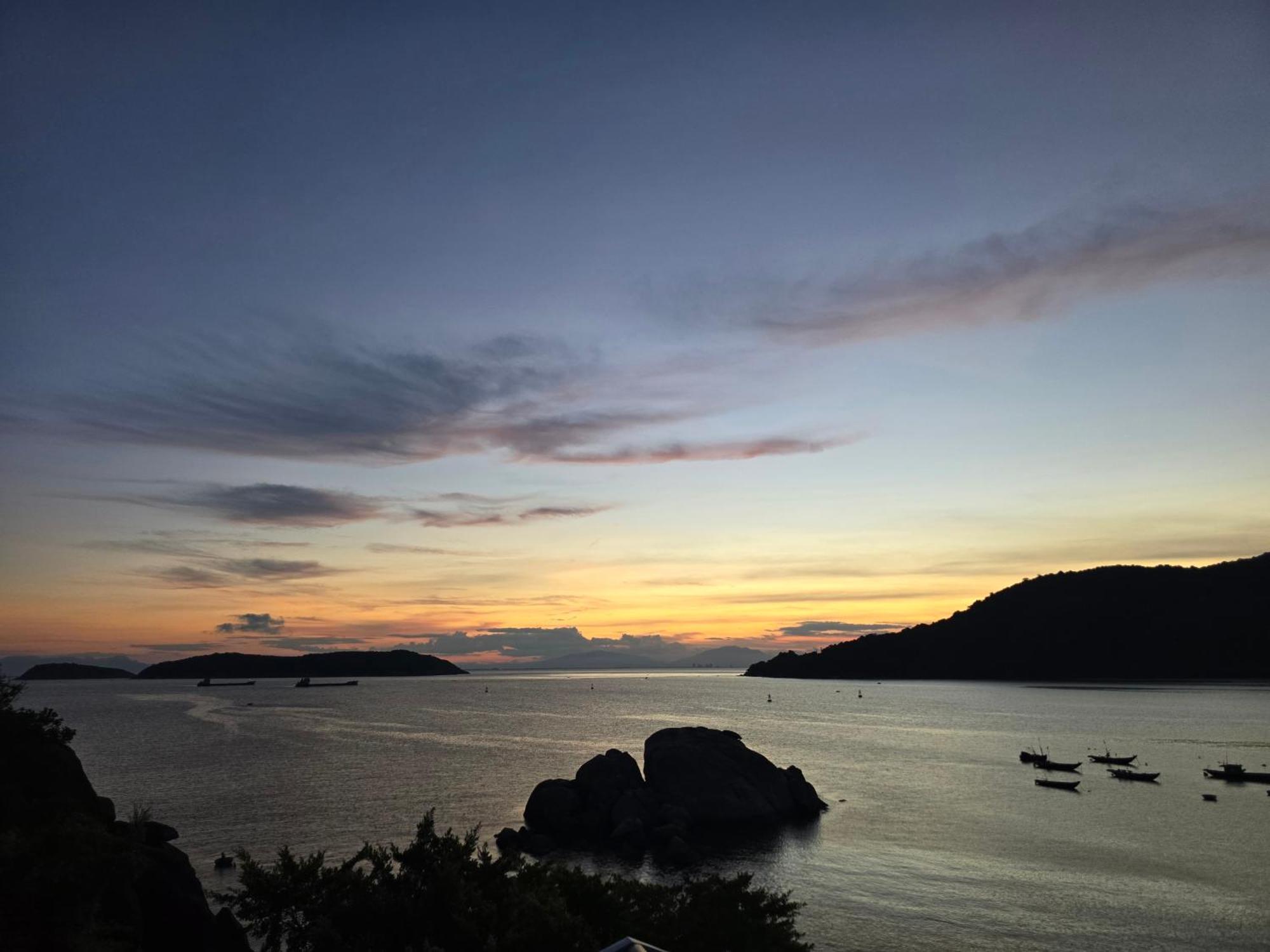 The Coral Homestay & Pub Tân Hiệ Kültér fotó